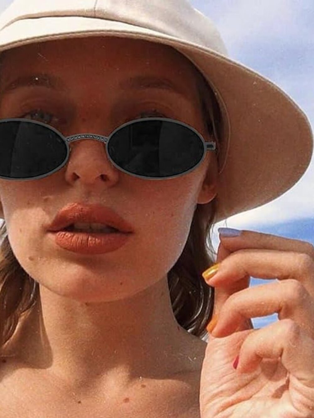 Vintage Oval Sunglasses